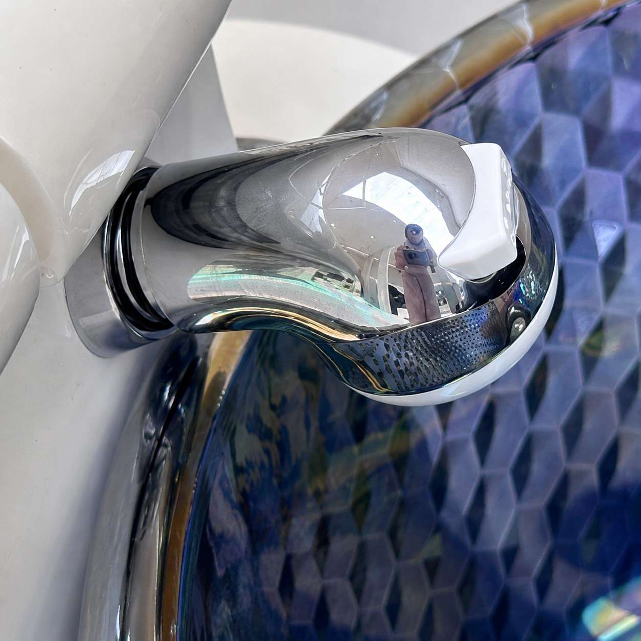 Y30 shower head