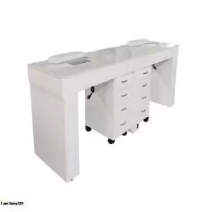 Internet-famous nail art table