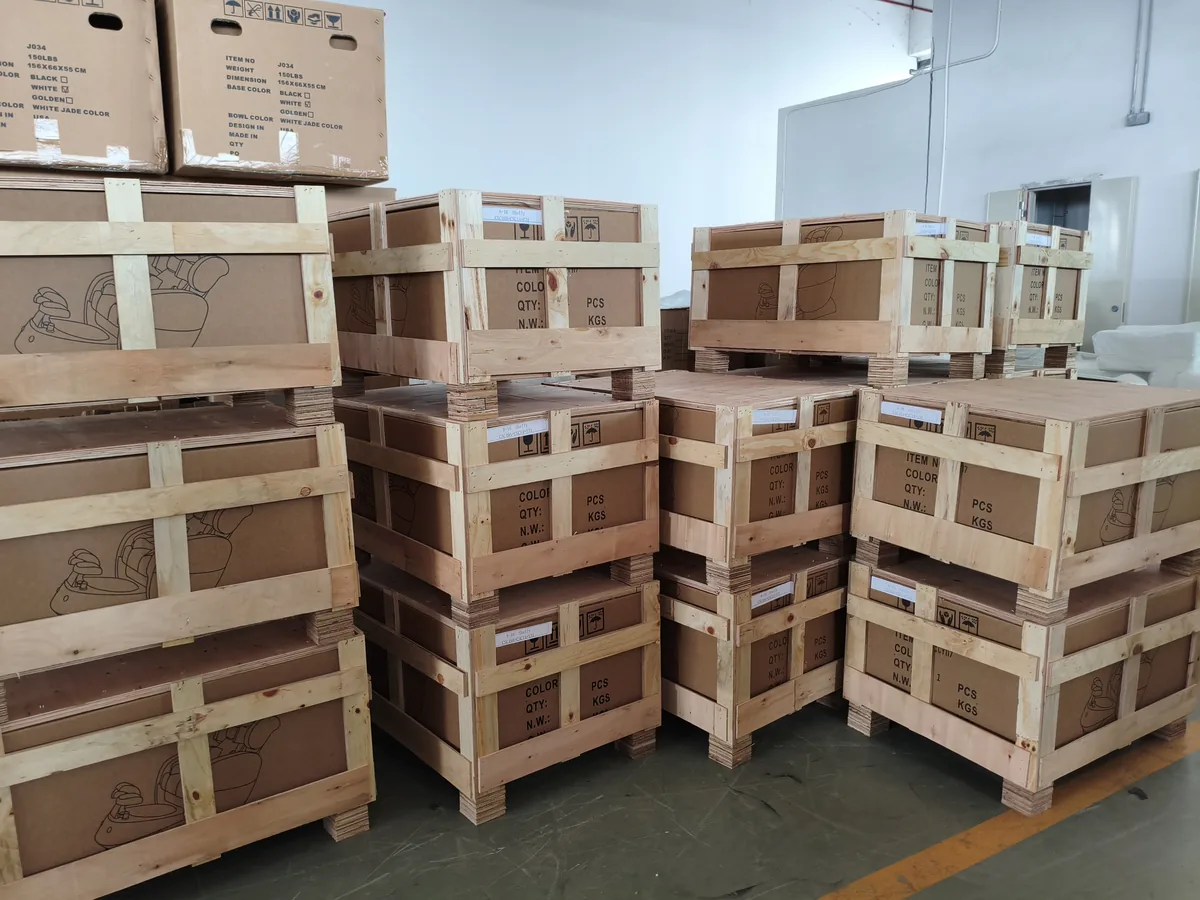 Pedicure chair shipment packed in wooden crates