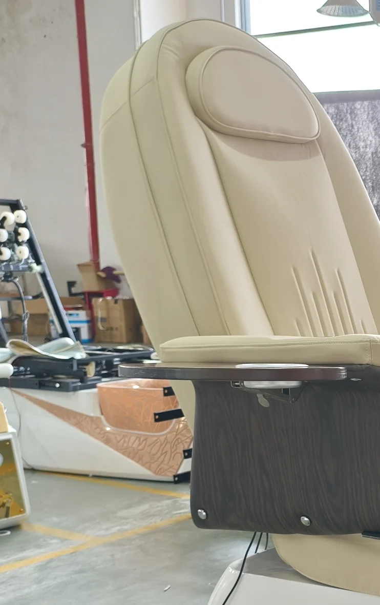 Close view of the beige PC-50 backrest and dark side panel